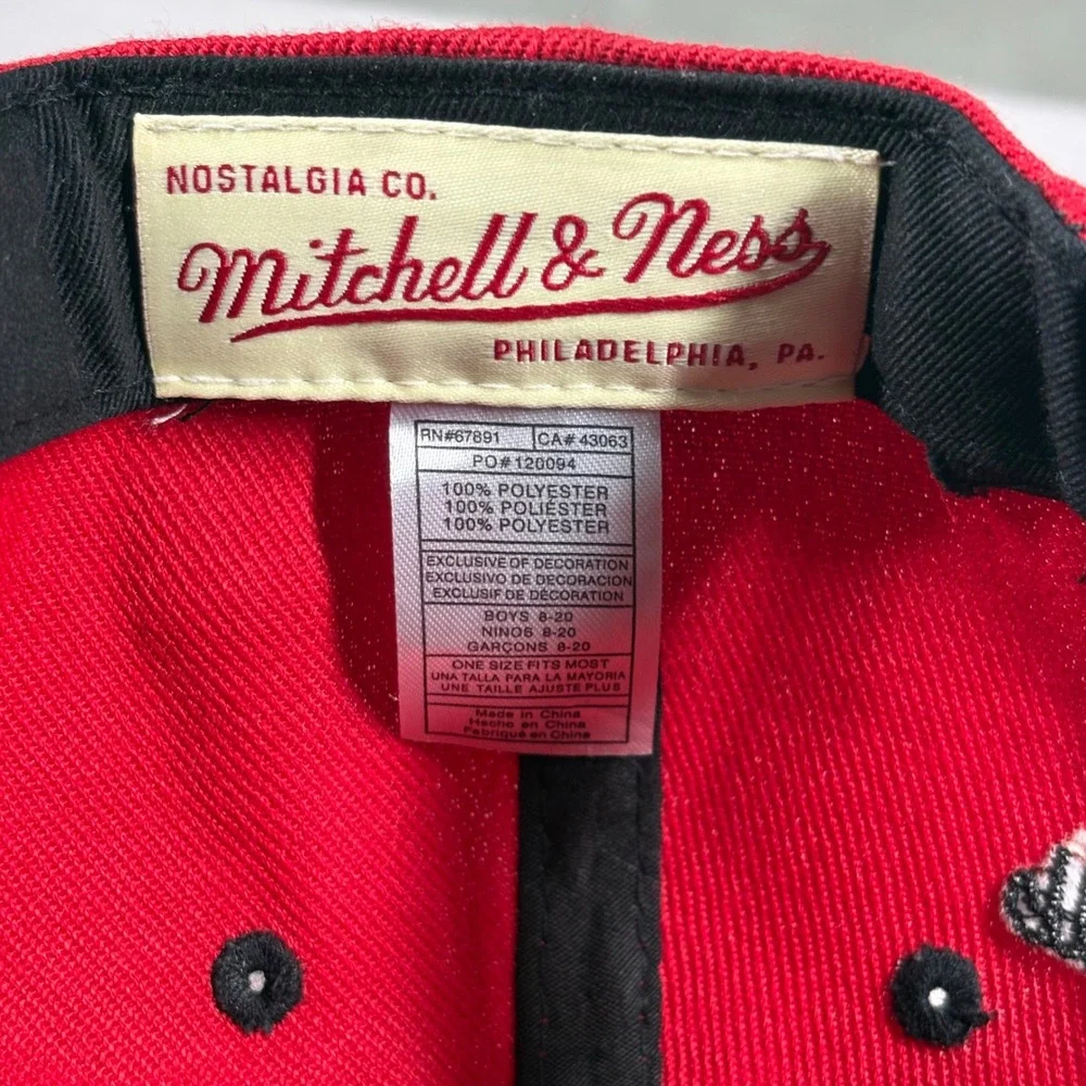 Mitchell & Ness UNLV Runnin Rebels Youth Snapback Hat Red Black 9N48OBC88-C67